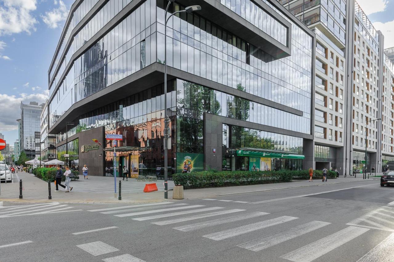 Modern Apartments With Access To The Pool Near Rondo Daszynskiego Station Warsaw Exterior photo